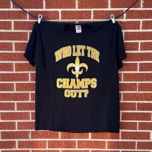 Vintage 2000s new orleans saints who let the champs out football shirt